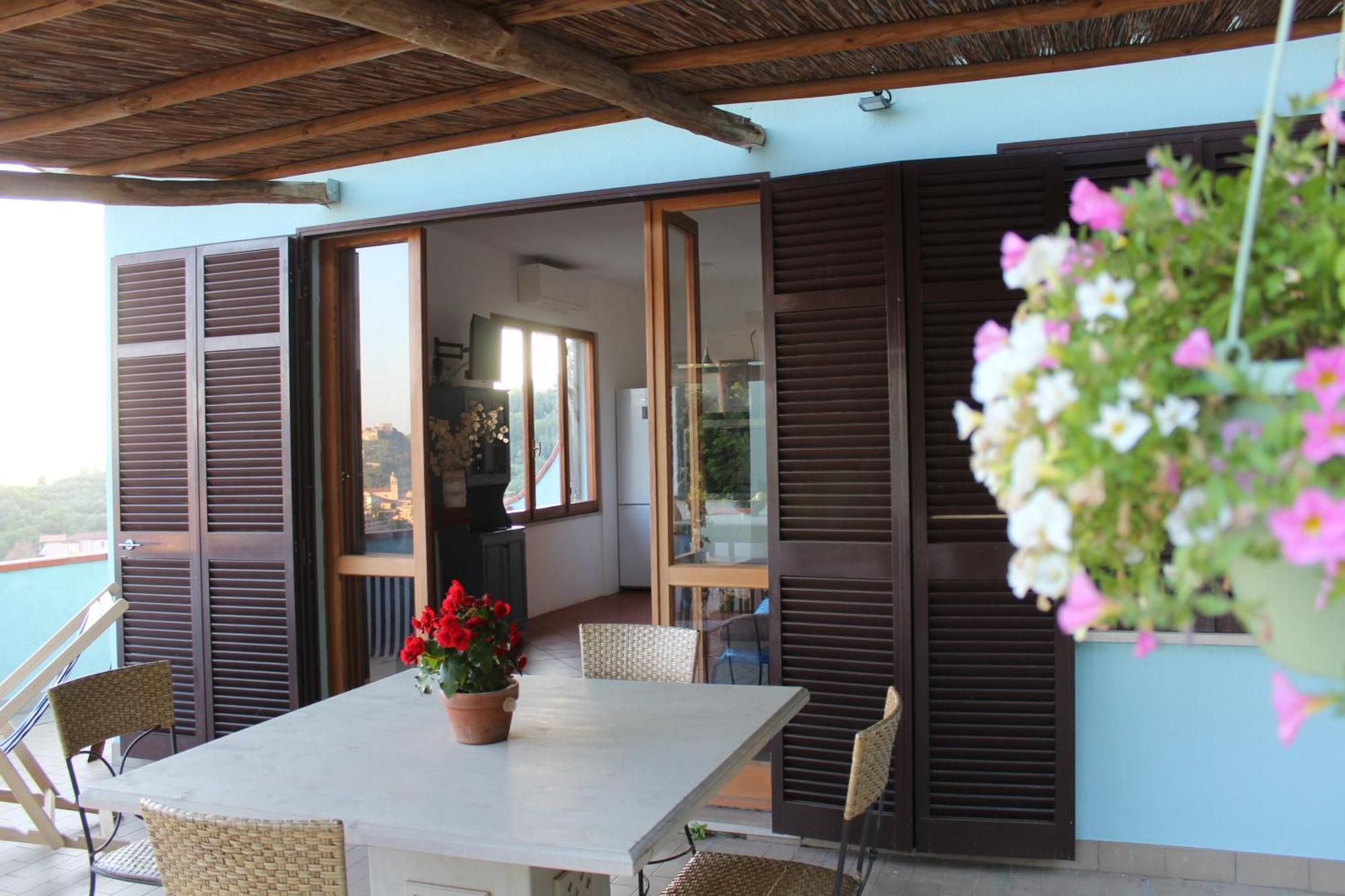Apartamento La Terrazza Massa  Exterior foto